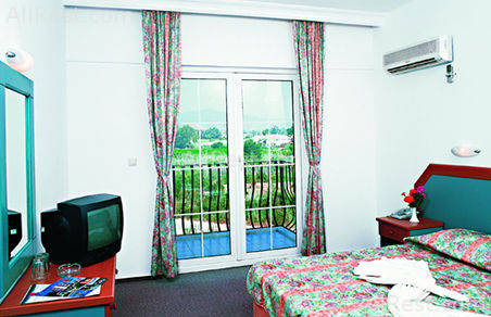 Pelin Hotel 7